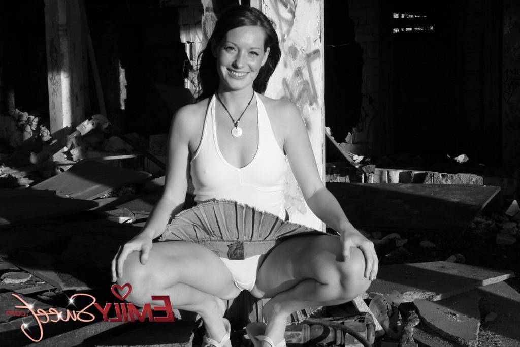 20P Pictures of teen model Emily Sweet flashing in black and white