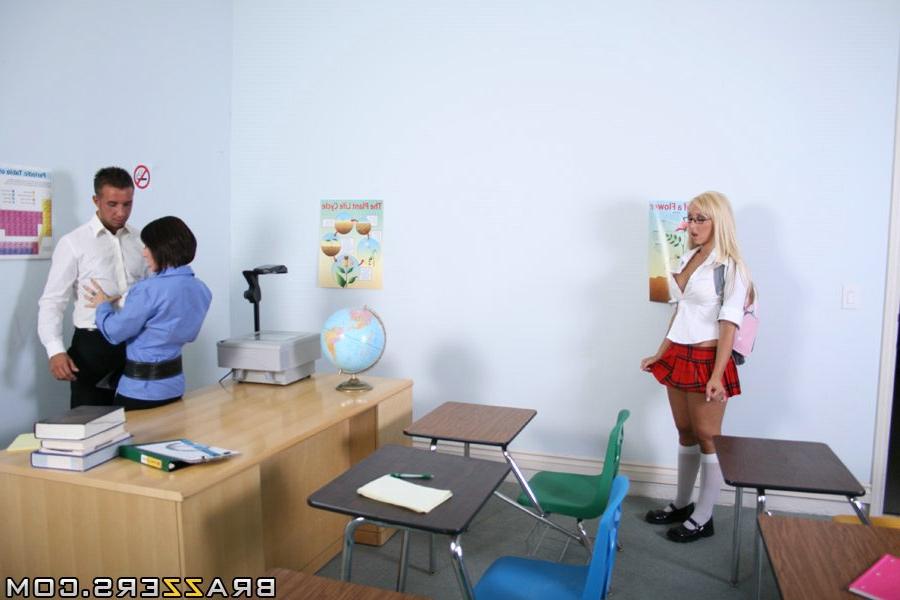 16P Schoolgirls Jessica Lynn and Davia Ardell having sex in class