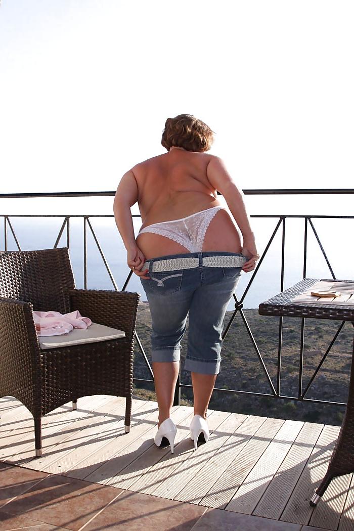 25P Mature-BBW-ladie 38