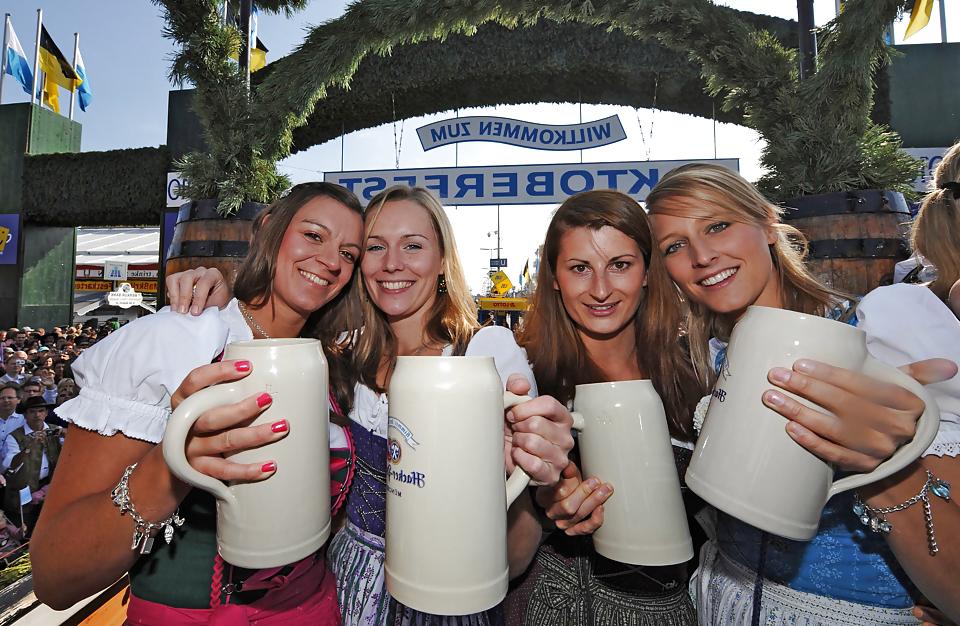 11P Dirndl