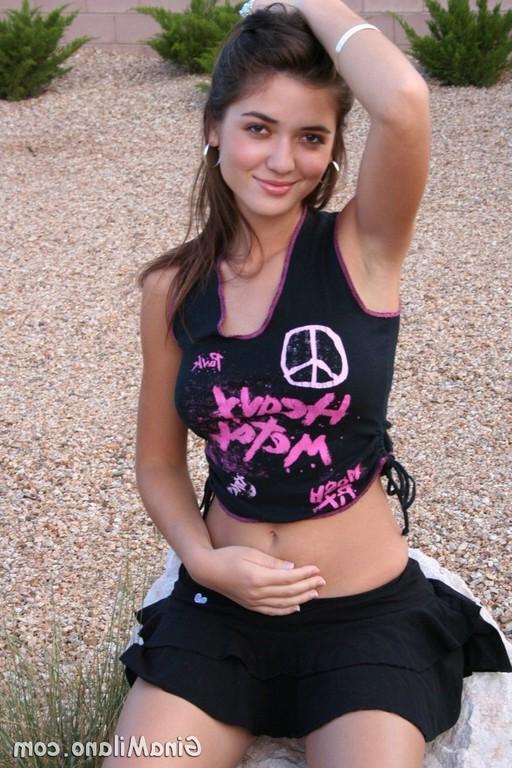 18P Pictures of Gina Milano teasing you outside