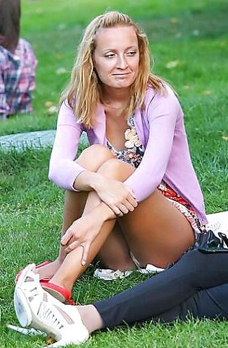 25P Voyeur Upskirt  #9