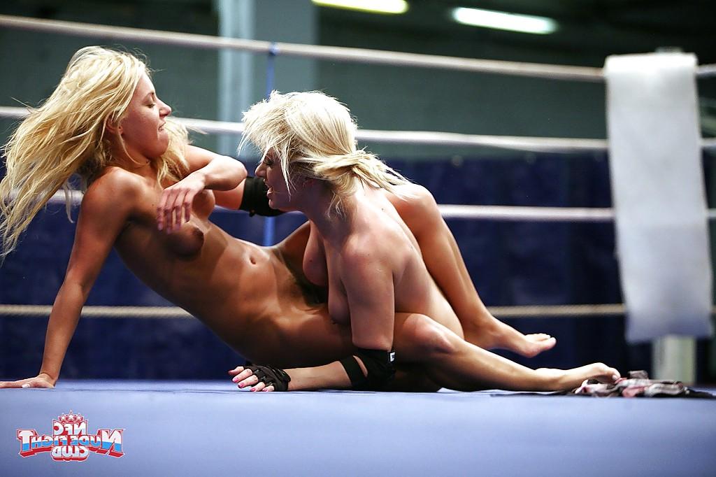 16P Lusty lesbians fighting and playing with their toys in the ring