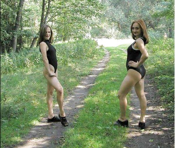 20P Young Teens go for a Swim