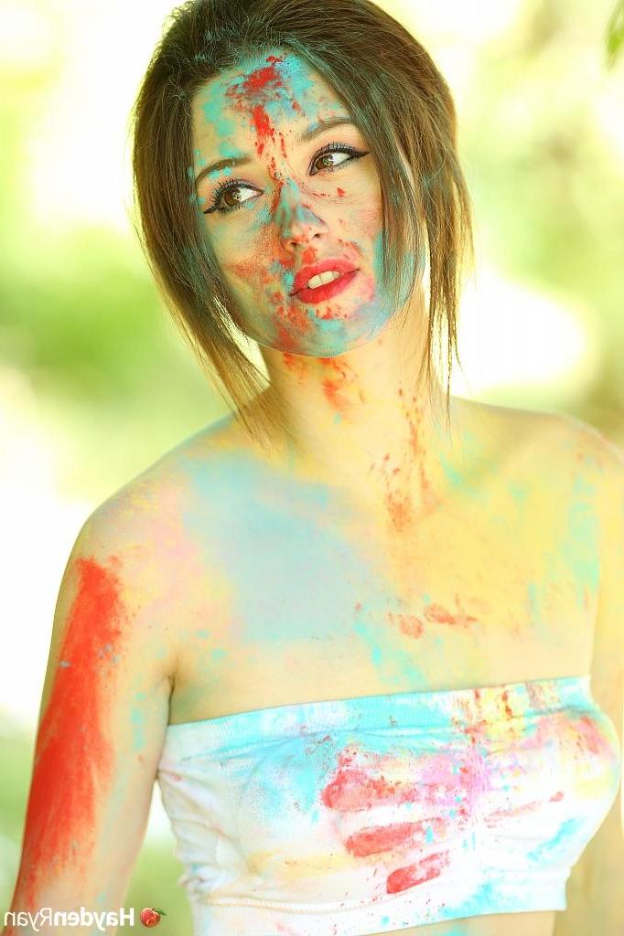15P Hayden Ryan teases as she is all painted up