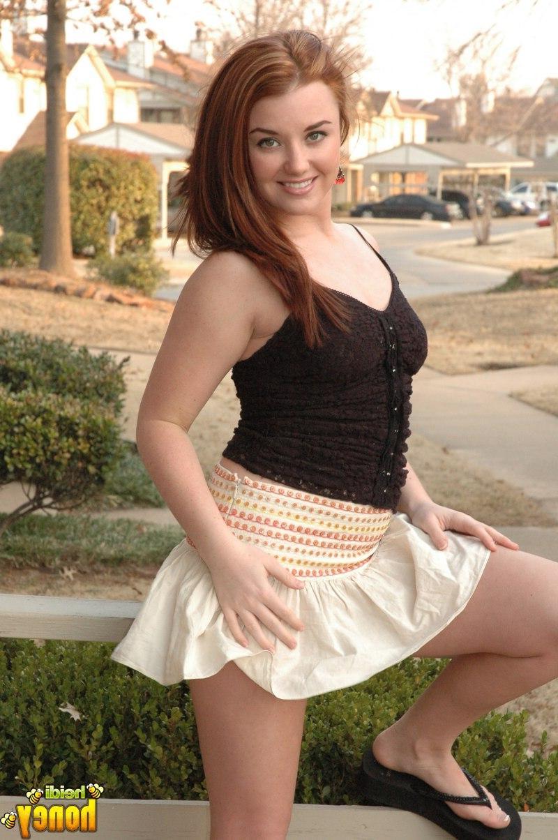 20P Pictures of Heidis Candy teasing in a short skirt