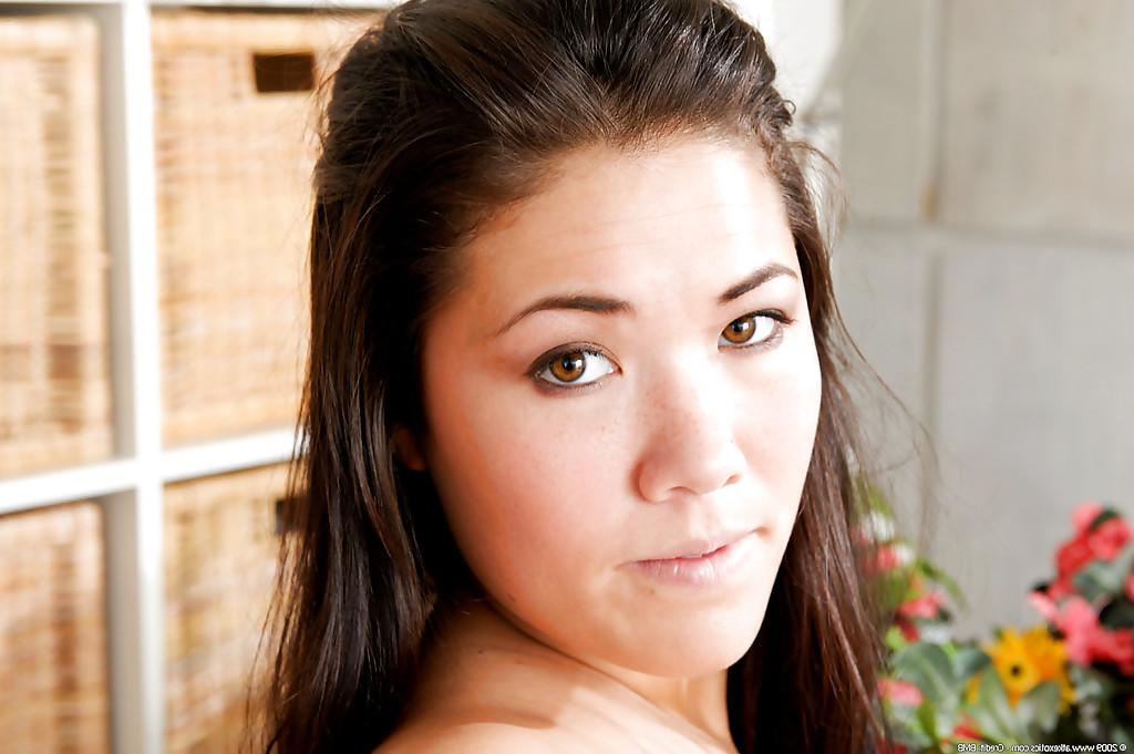 16P Close ups of busty Asian amateur London Keys exposing pierced nipples