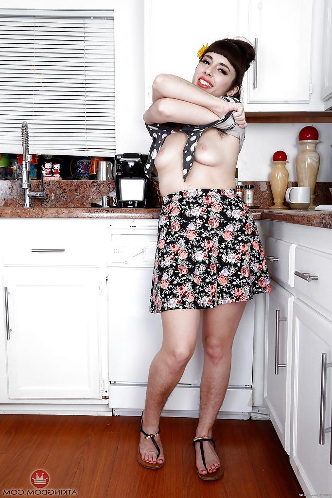 16P Older model Simone Delilah showing off hairy legs and twat in sandals