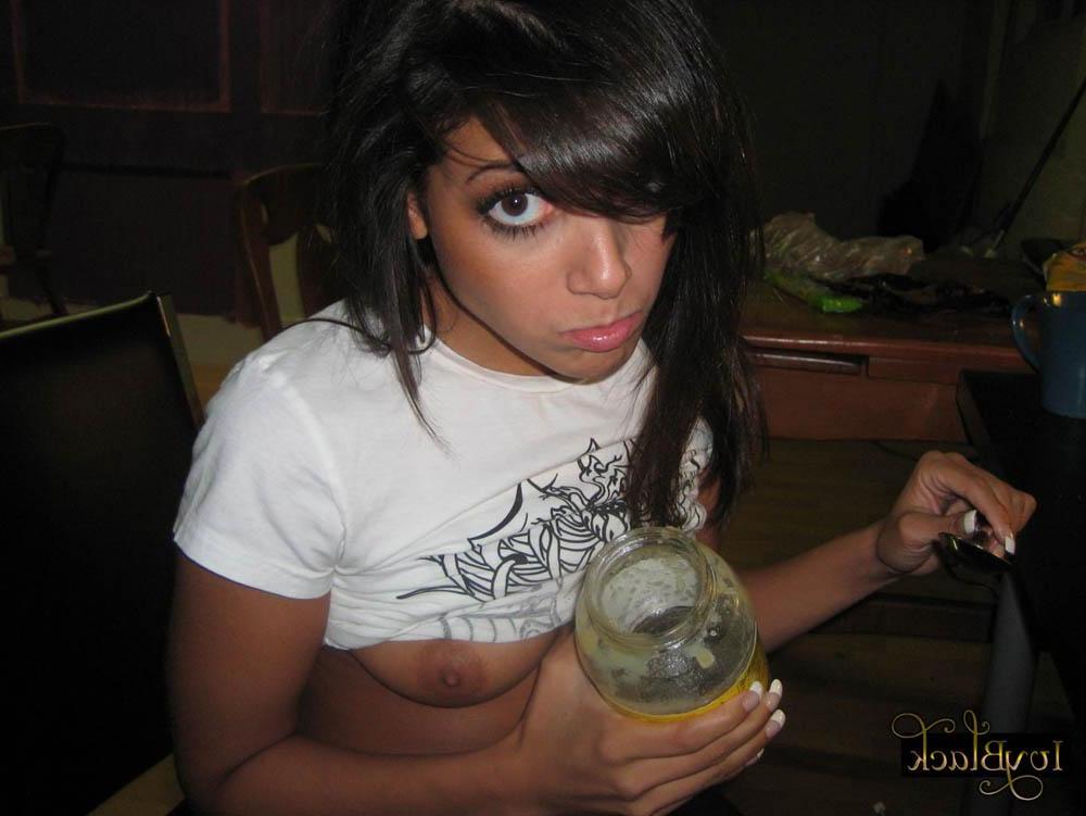 15P Brunette teen Ivy Black gets kinky with the apple sauce