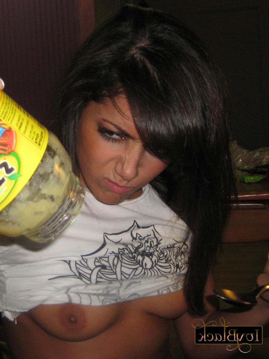 16P Pictures of teen hottie Ivy Black eating apple sauce