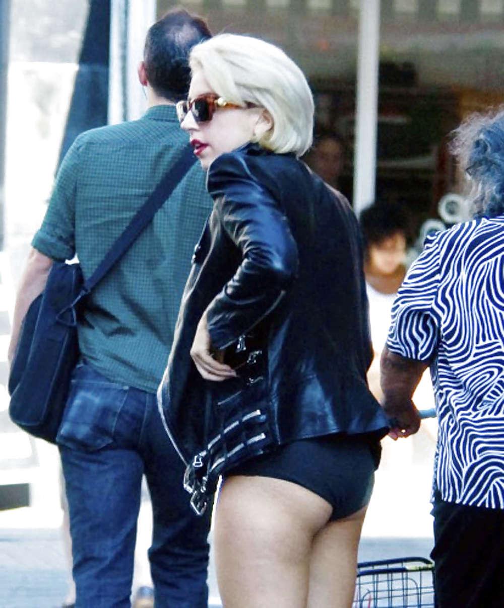 25P Lady gaga ass