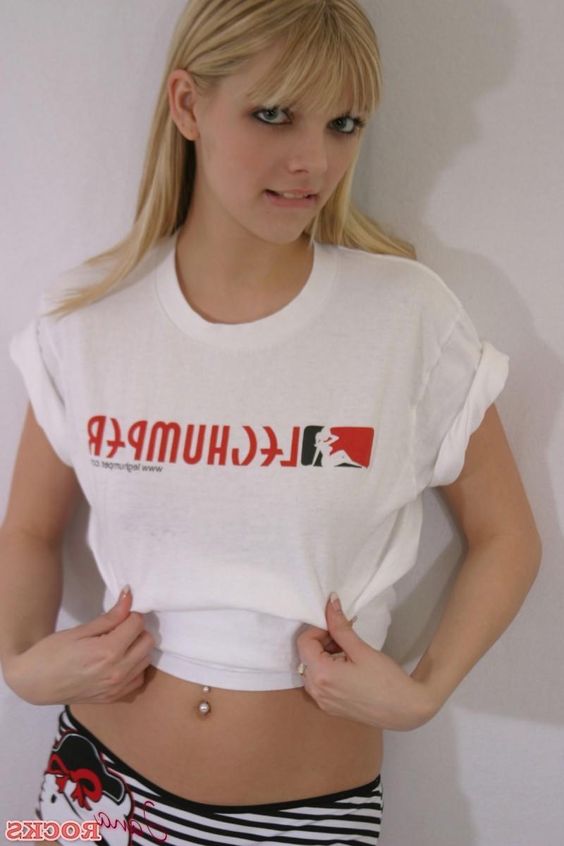12P Sexy blonde Jana Rocks shows off her Spunky Teens thong
