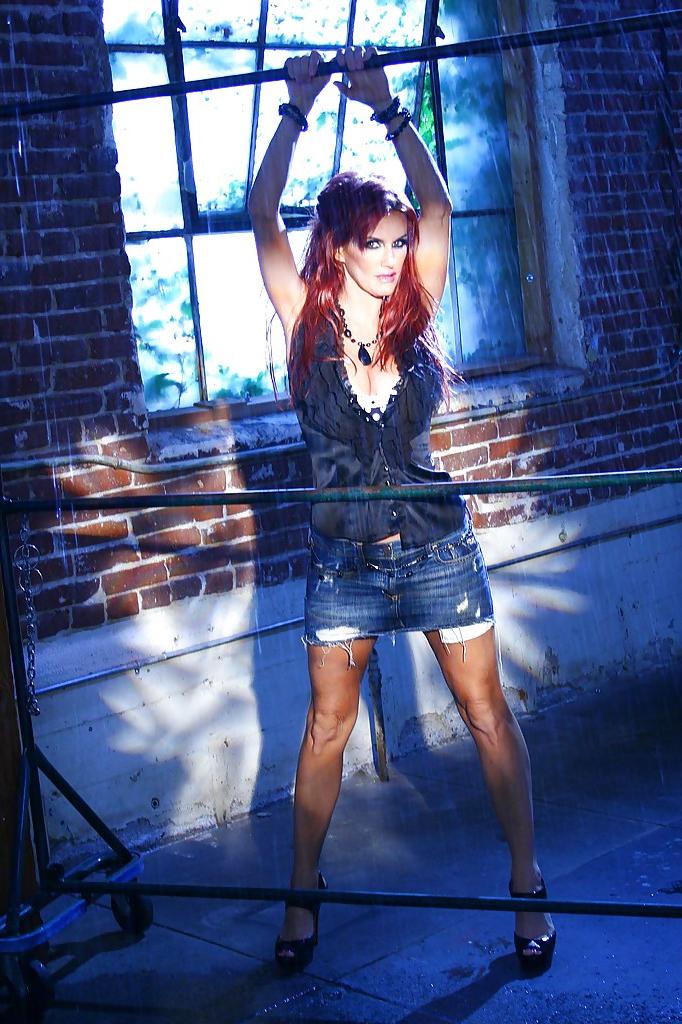 16P Redhead mature vixen Rhyse Richards slowly uncovering her gorgeous curves