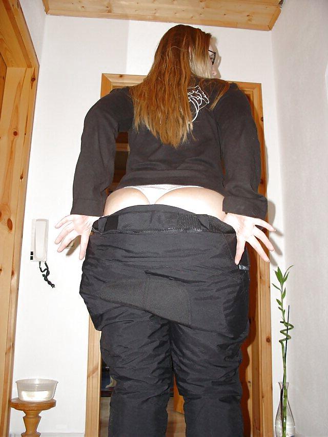25P Big butt 2