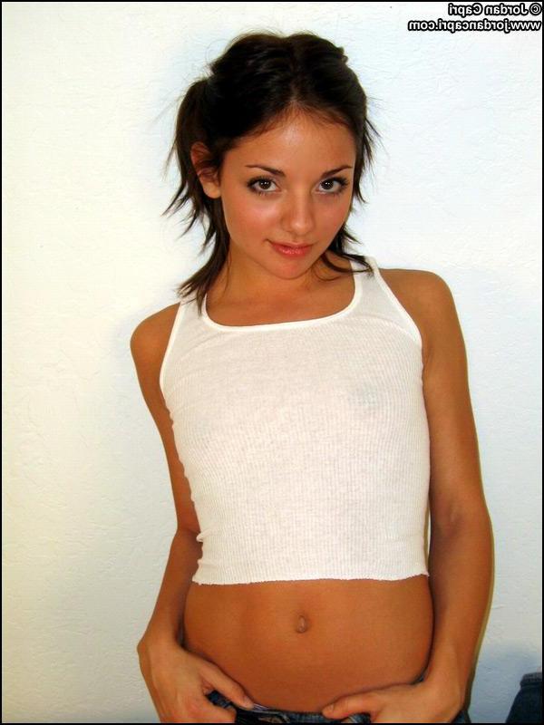19P Pictures of Jordan Capri getting completely nude for you