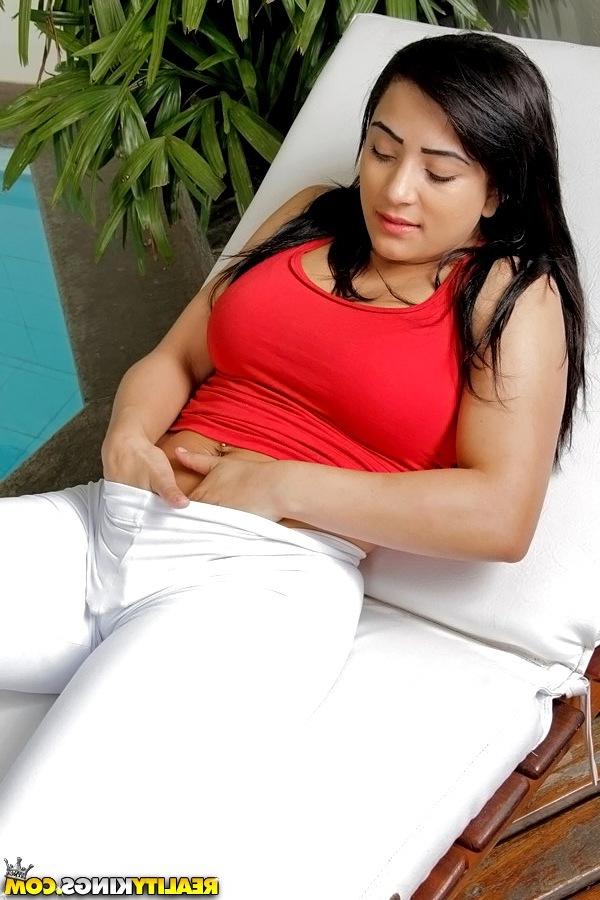 16P Deep-bosomed latina undressing and rubbing her pussy in close up