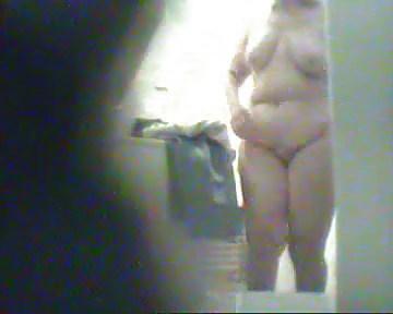 10P Bbw sister in law caught with hidden cam