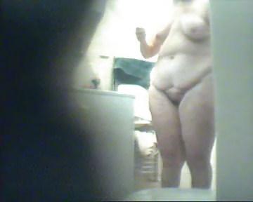 10P Bbw sister in law caught with hidden cam
