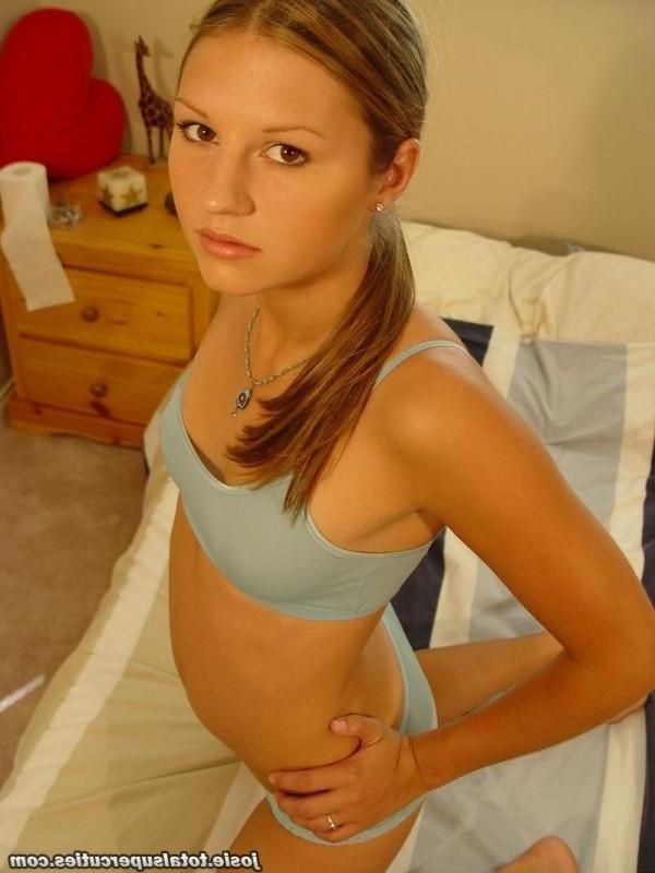 15P Josie doesnt know her underwear is seethru!