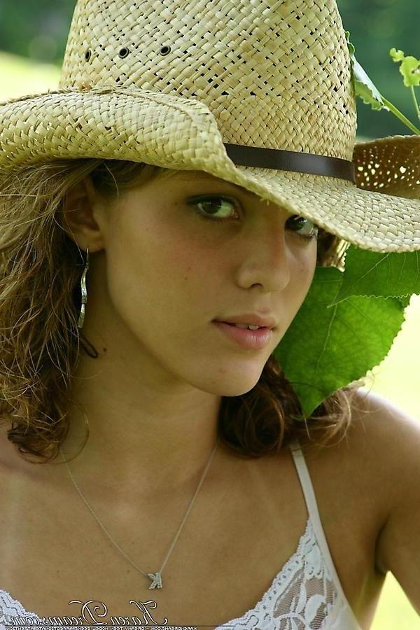 20P Pictures of teen cutie Karen Dreams being the hot farmer's daughter