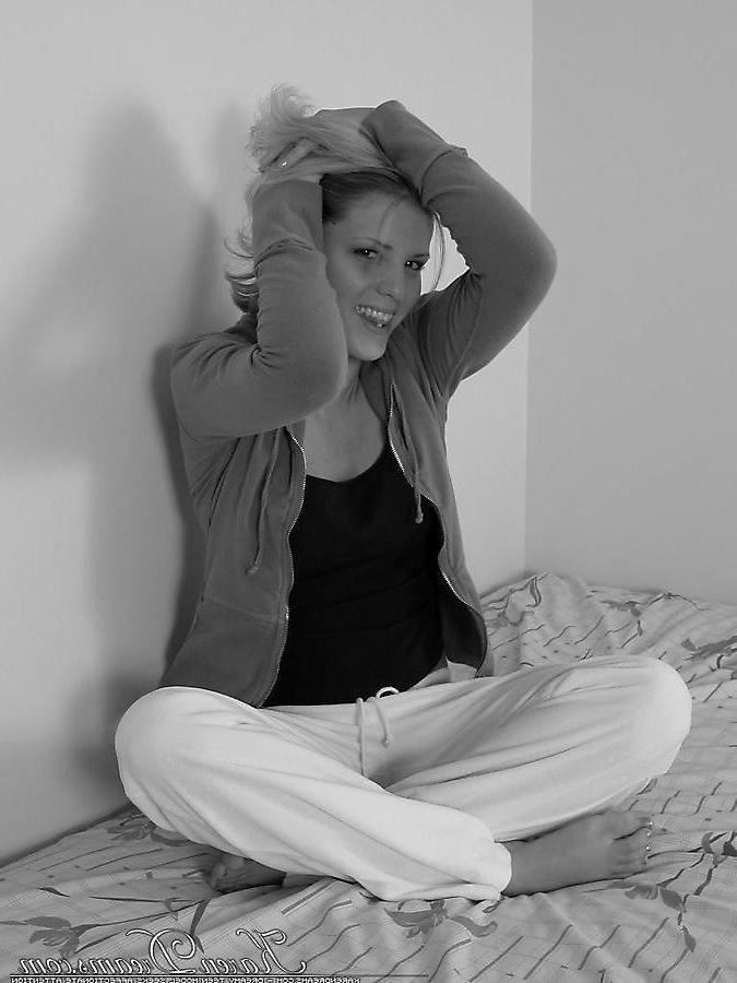 19P Pictures of teen babe Karen Dreams teasing in black and white