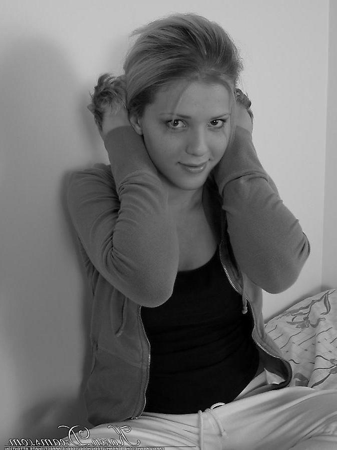 19P Pictures of teen babe Karen Dreams teasing in black and white