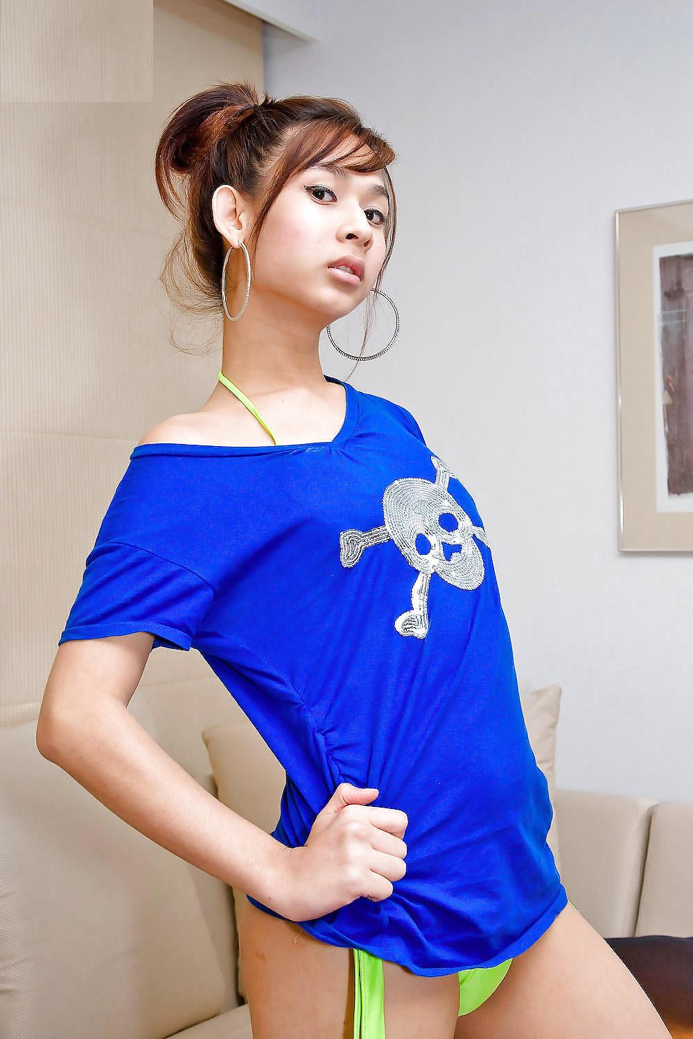24P LADYBOY ZITA