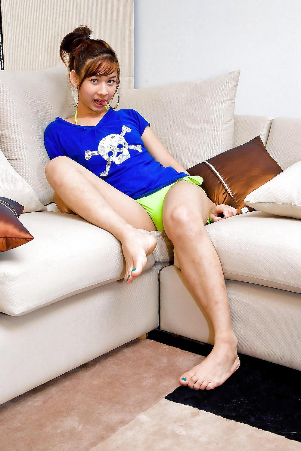 24P LADYBOY ZITA