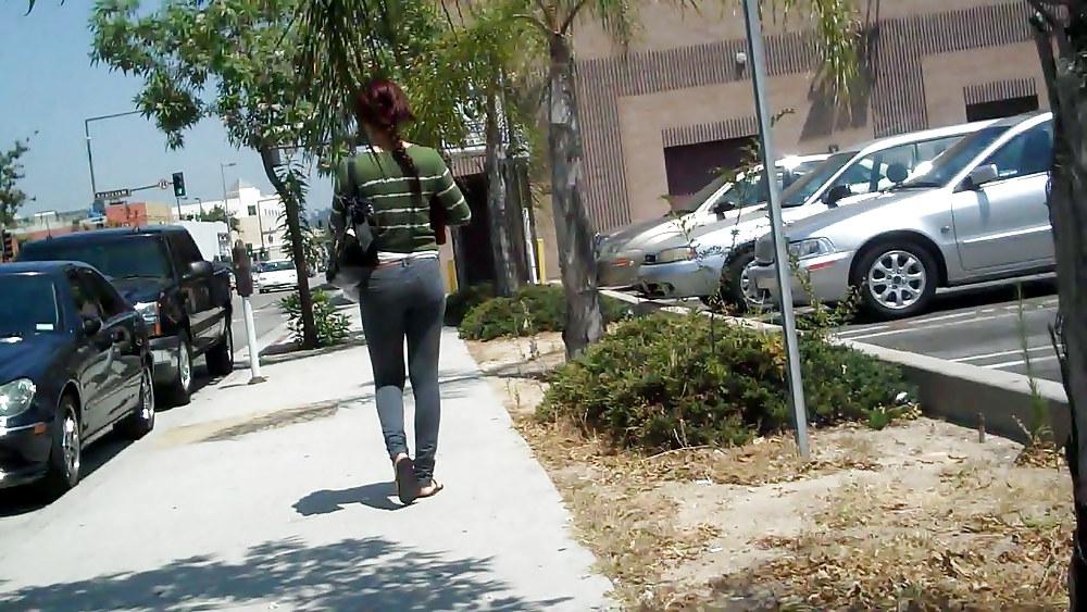 19P I followed her ass & butt in tight jeans around