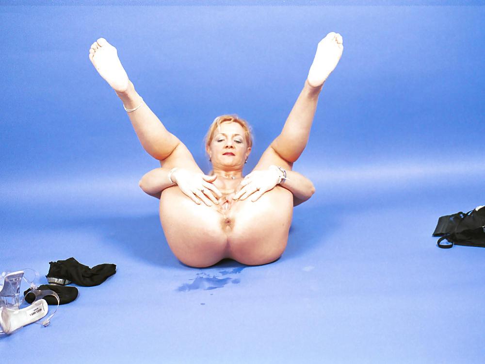 25P IDEAL MOMS -BEA DUMAS 2