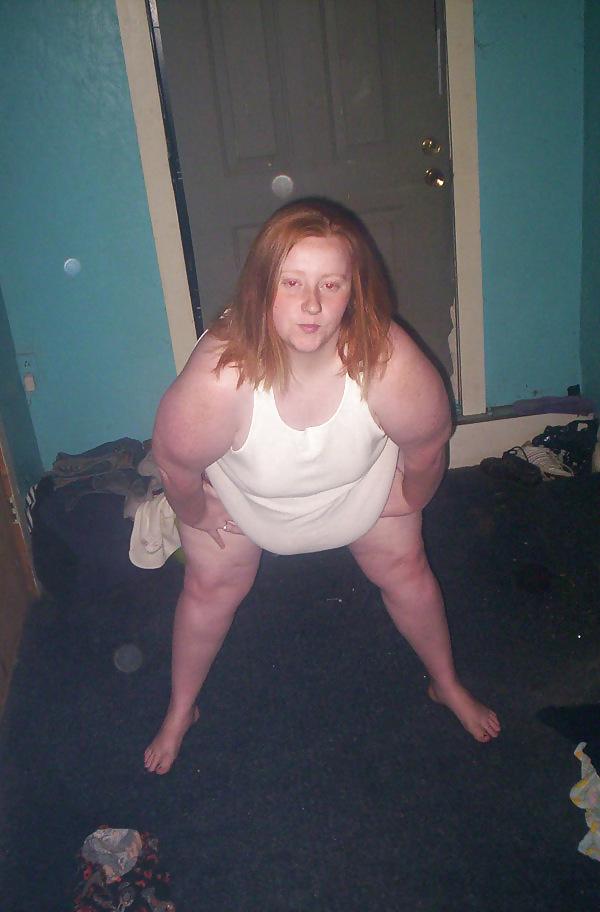 20P Slutty BBW sent me her nude photos