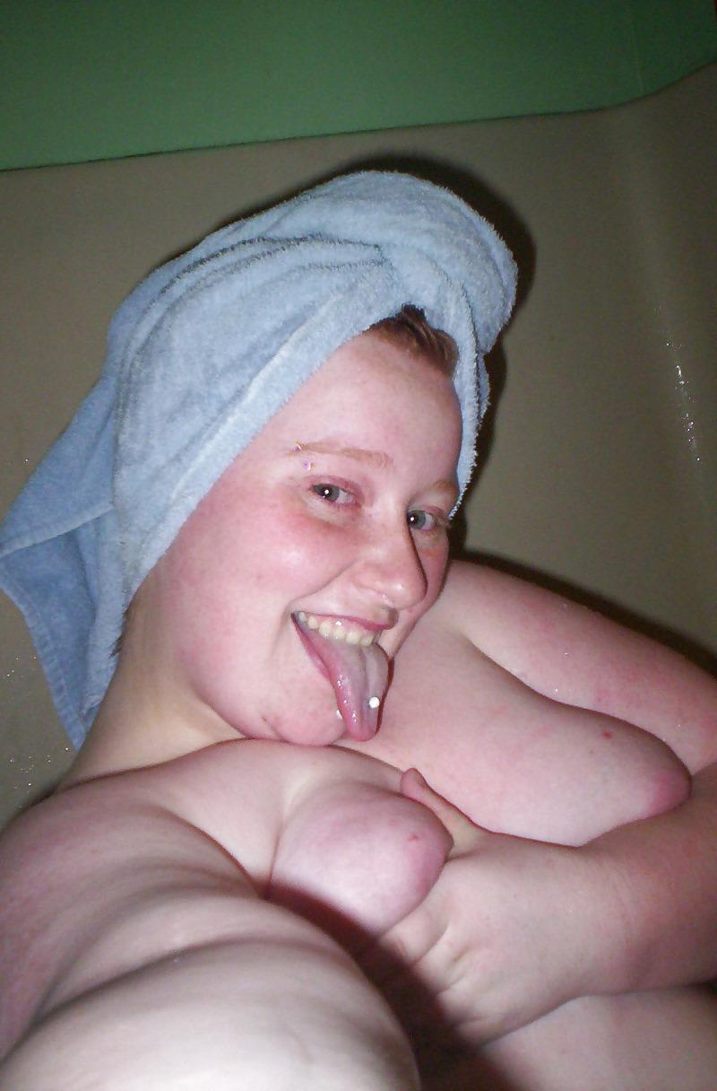 20P Slutty BBW sent me her nude photos