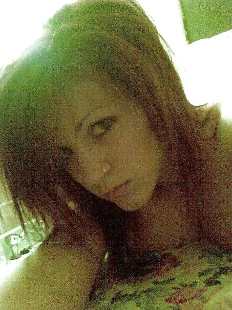 25P Greek amateur girls