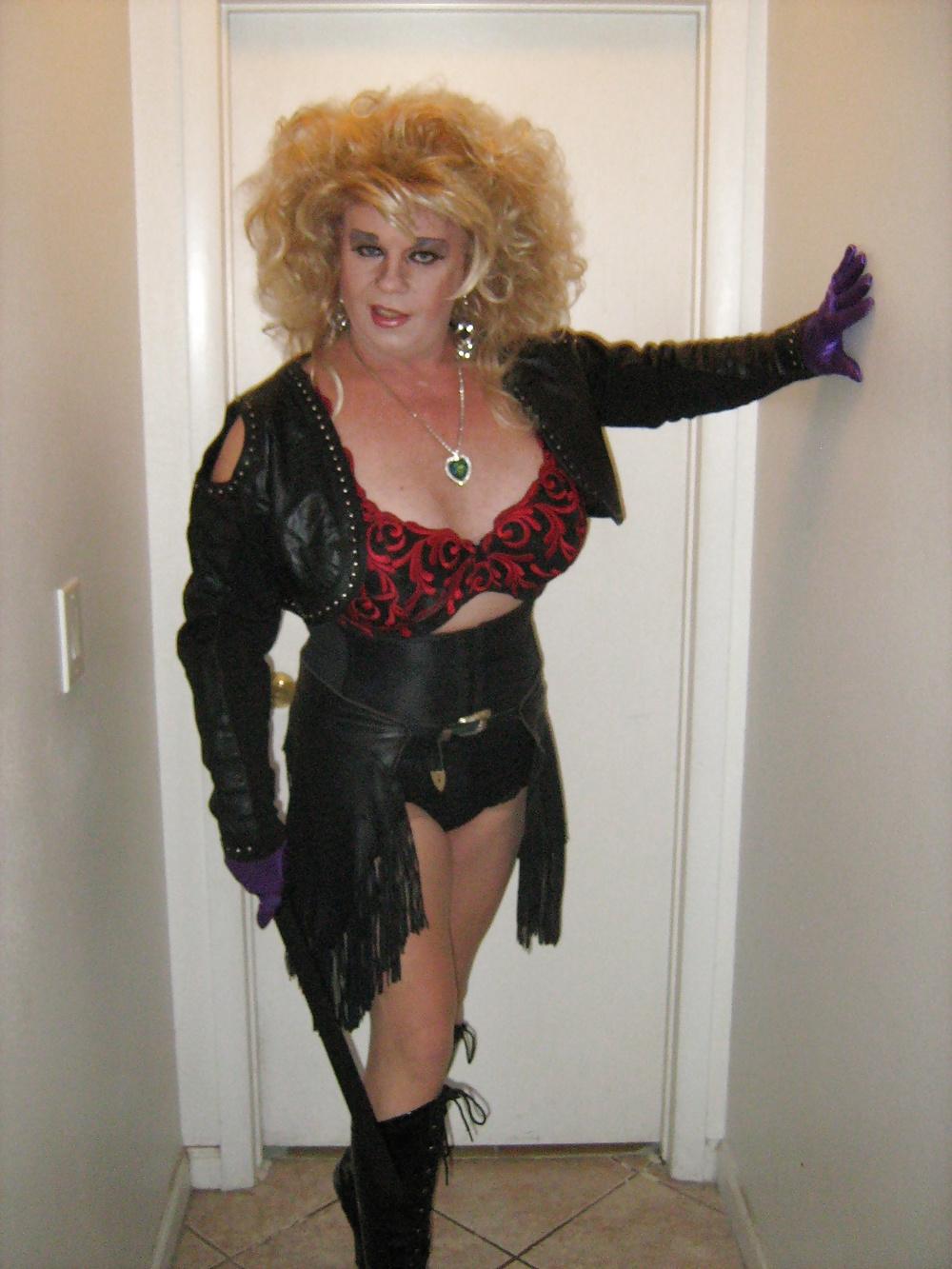4P TS SUPER BUSTY MISTRESS LADY HEATHER SUE