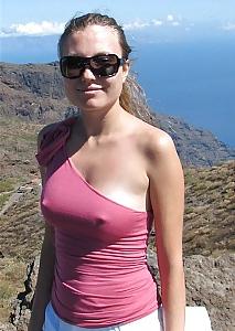 25P Braless ohne BH unterwegs