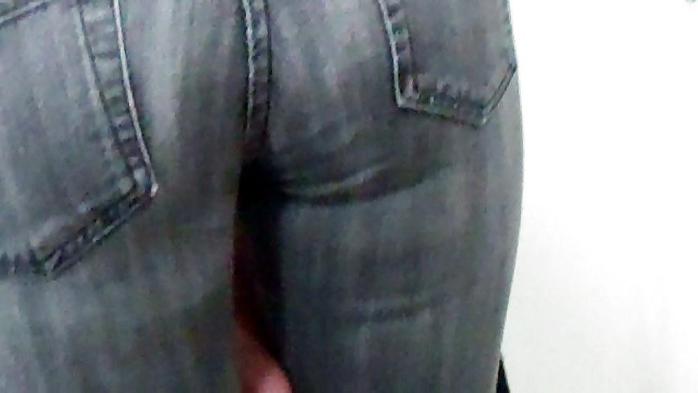 25P Butt & ass in jeans so fine today