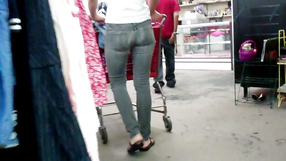 25P Butt & ass in jeans so fine today