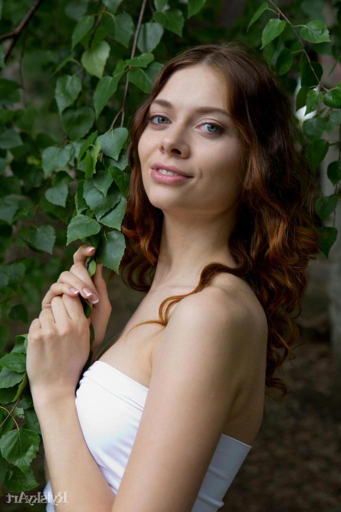 16P Brunette teen Kei A exposes her incredible naked body just for you