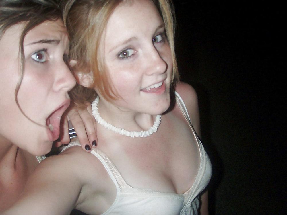 23P Lesbians i like