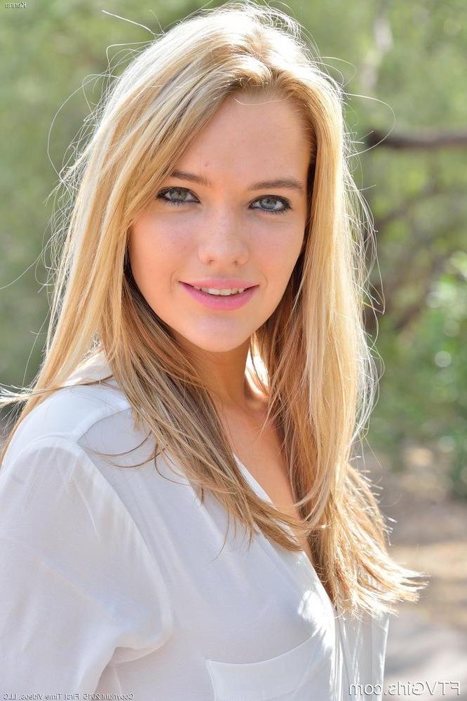 16P Kenna James pleasures herself with a blue vibrator at home