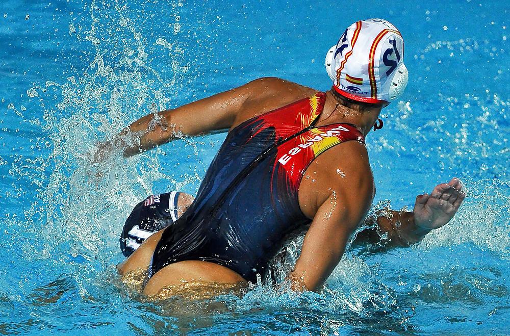 25P Water Polo nip slips