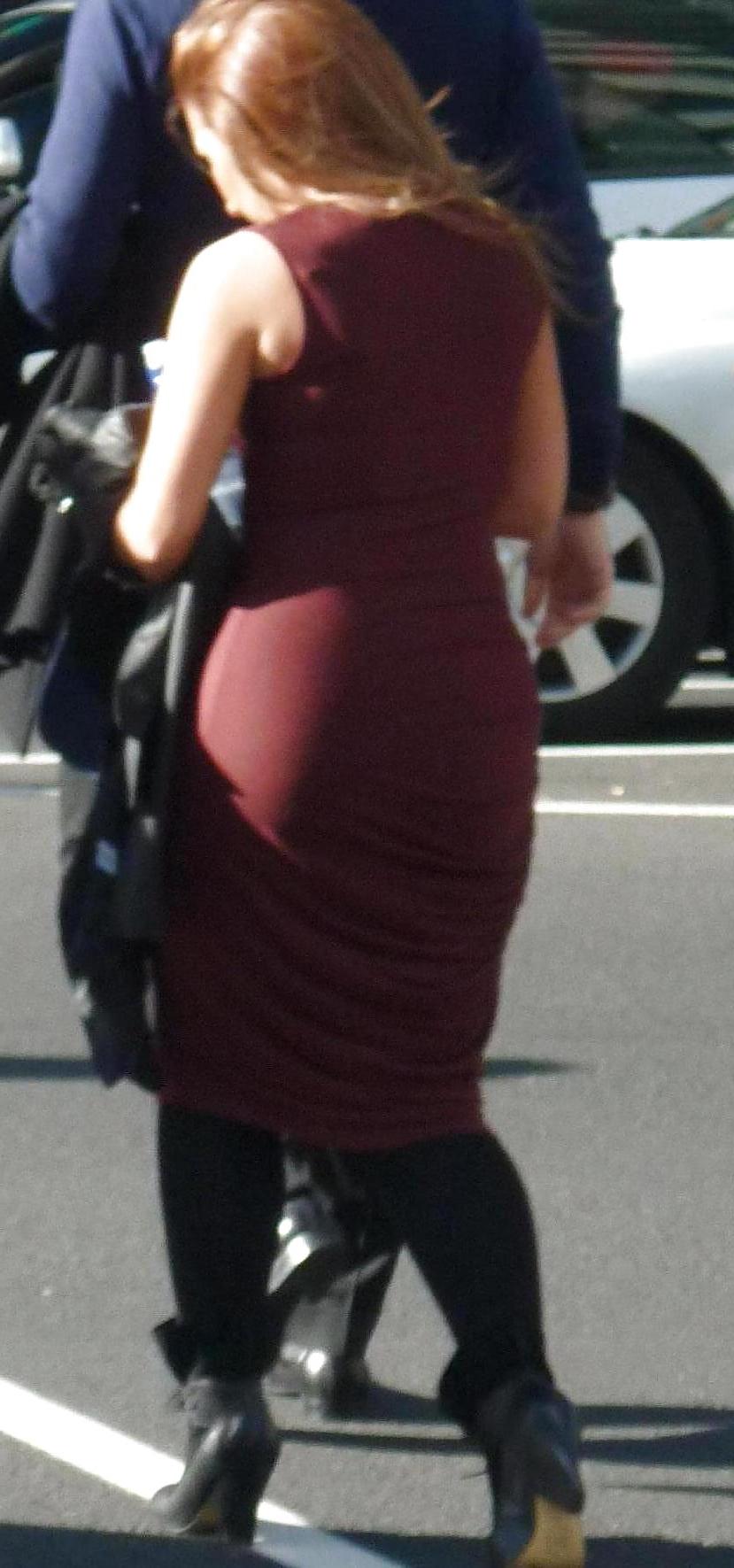 25P Voyeur Legs Pix