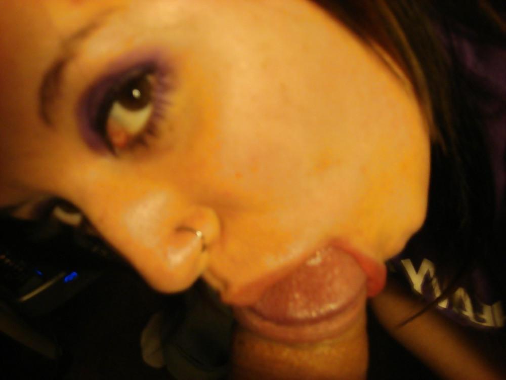 25P Another Busty Teen From, SmutDates.com
