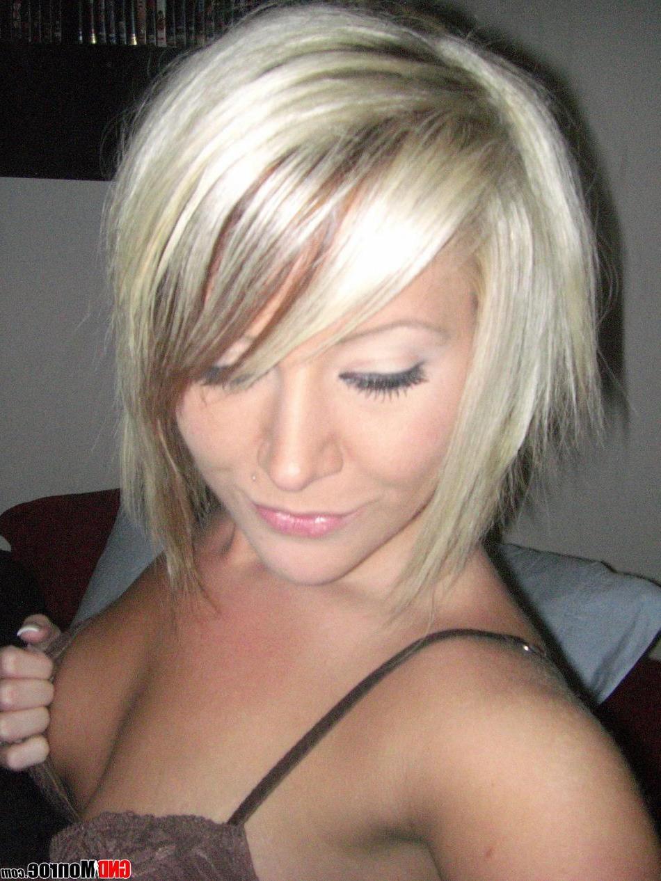 15P Pictures of teen babe GND Monroe taking sexy pics of herself