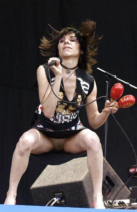 24P Upskirt - 9