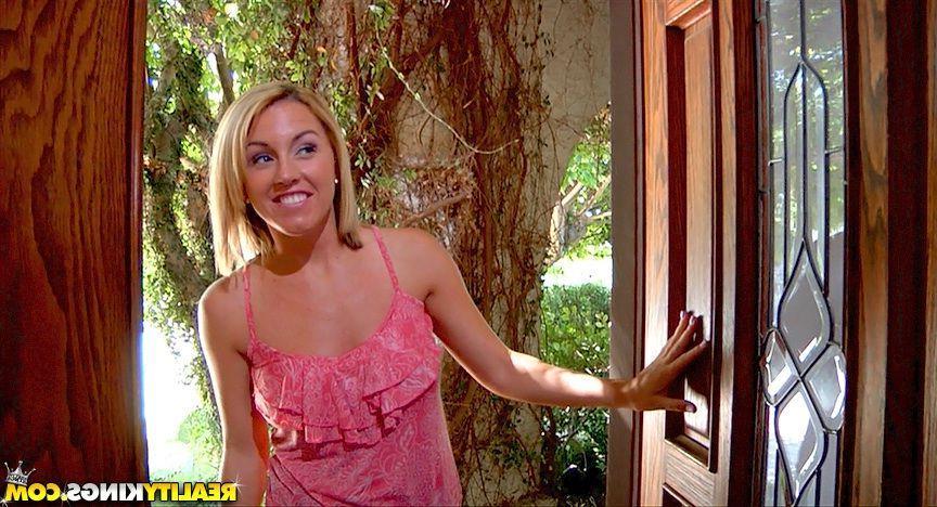 20P Pictures of Nikki Ann getting fucked deep and hard