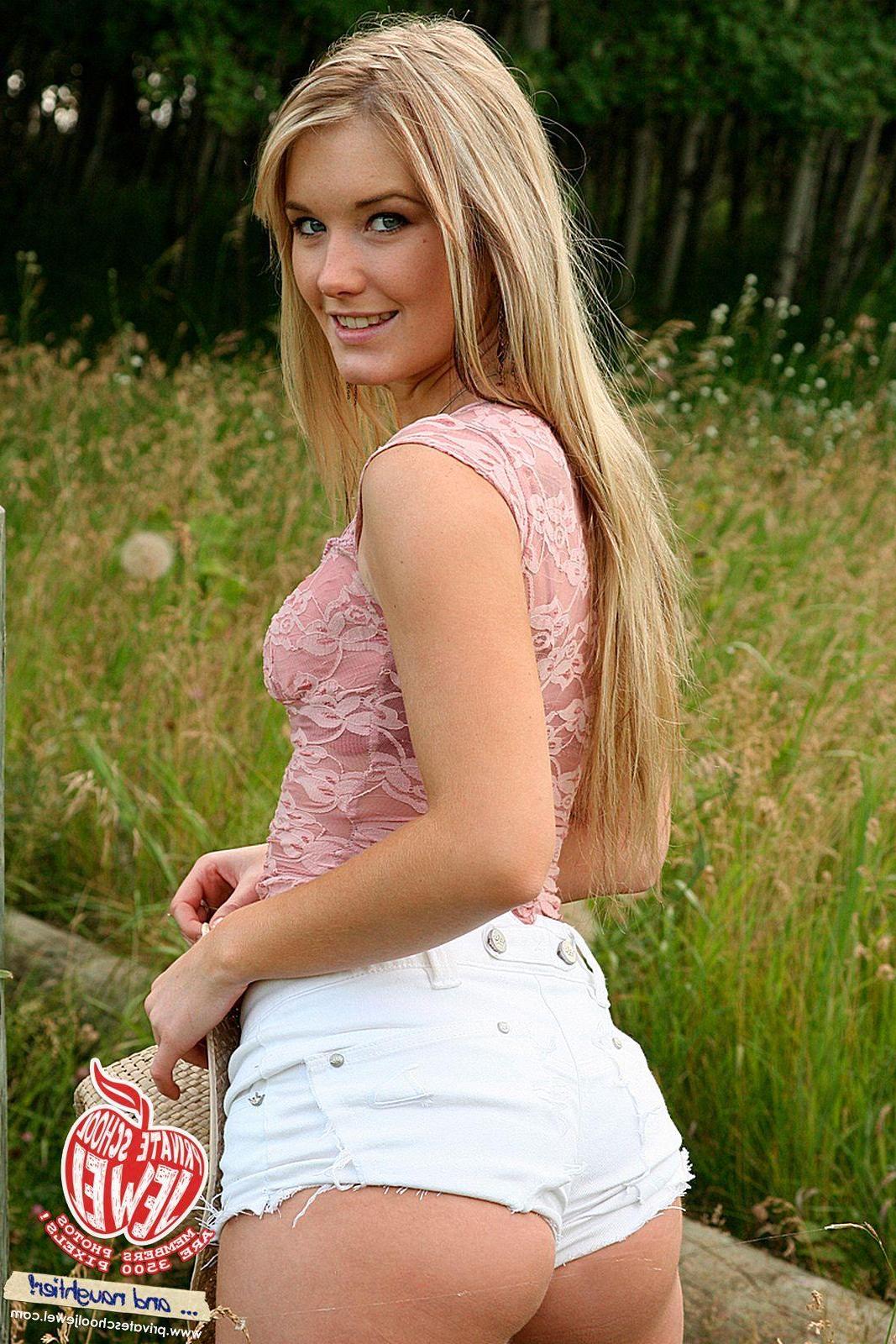 14P Pictures of Private School Jewel being the naughty farmers daughter