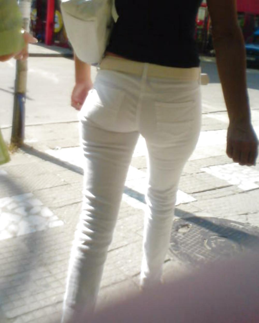 25P Nice butt ass