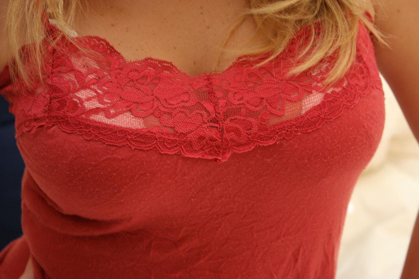 20P Pictures of Samantha Gauge rubbing her panties