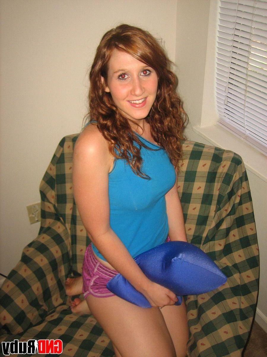 12P Pictures of teen hottie GND Ruby fingering her wet teen pussy